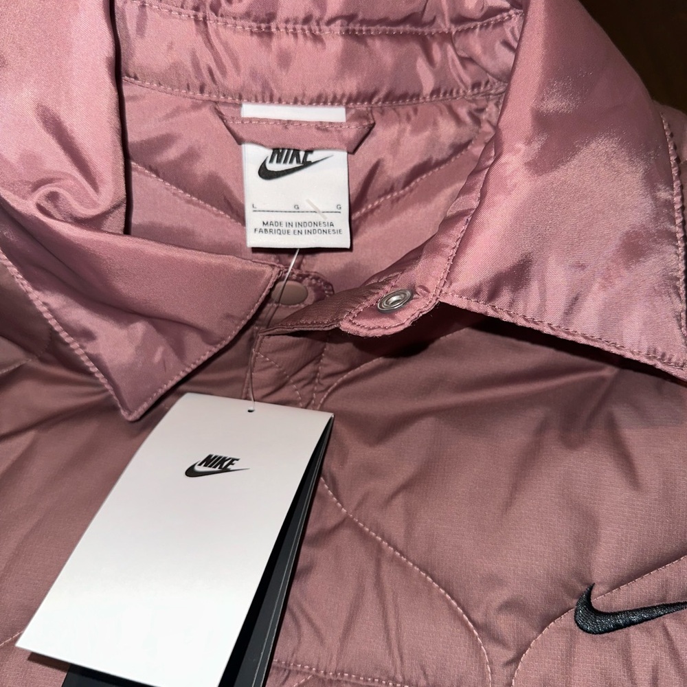 Nike Mauve Quilted Vest - Picture 4 of 4